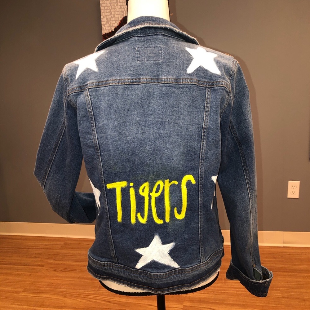 𝐌𝐈𝐙𝐙𝐎𝐔 𝐃𝐈𝐘 𝐉𝐄𝐀𝐍 𝐉𝐀𝐂𝐊𝐄𝐓 - Picture 2 of 5